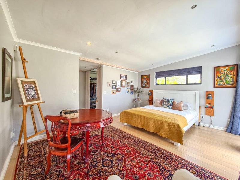 5 Bedroom Property for Sale in Hout Bay Western Cape